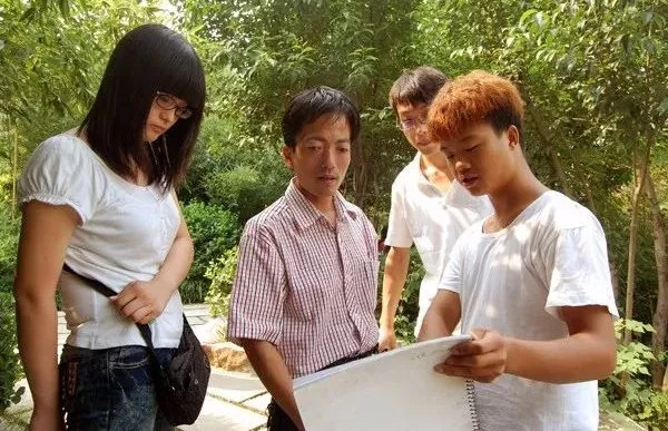 山设的“刀锋战士”刀笔相伴 印刻岁月—访田百顺教授