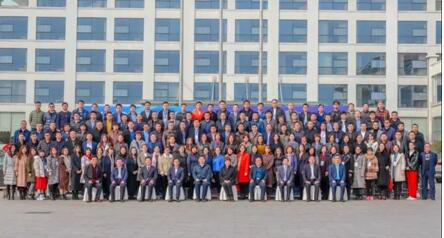 我校参加艺术专职委2018年会